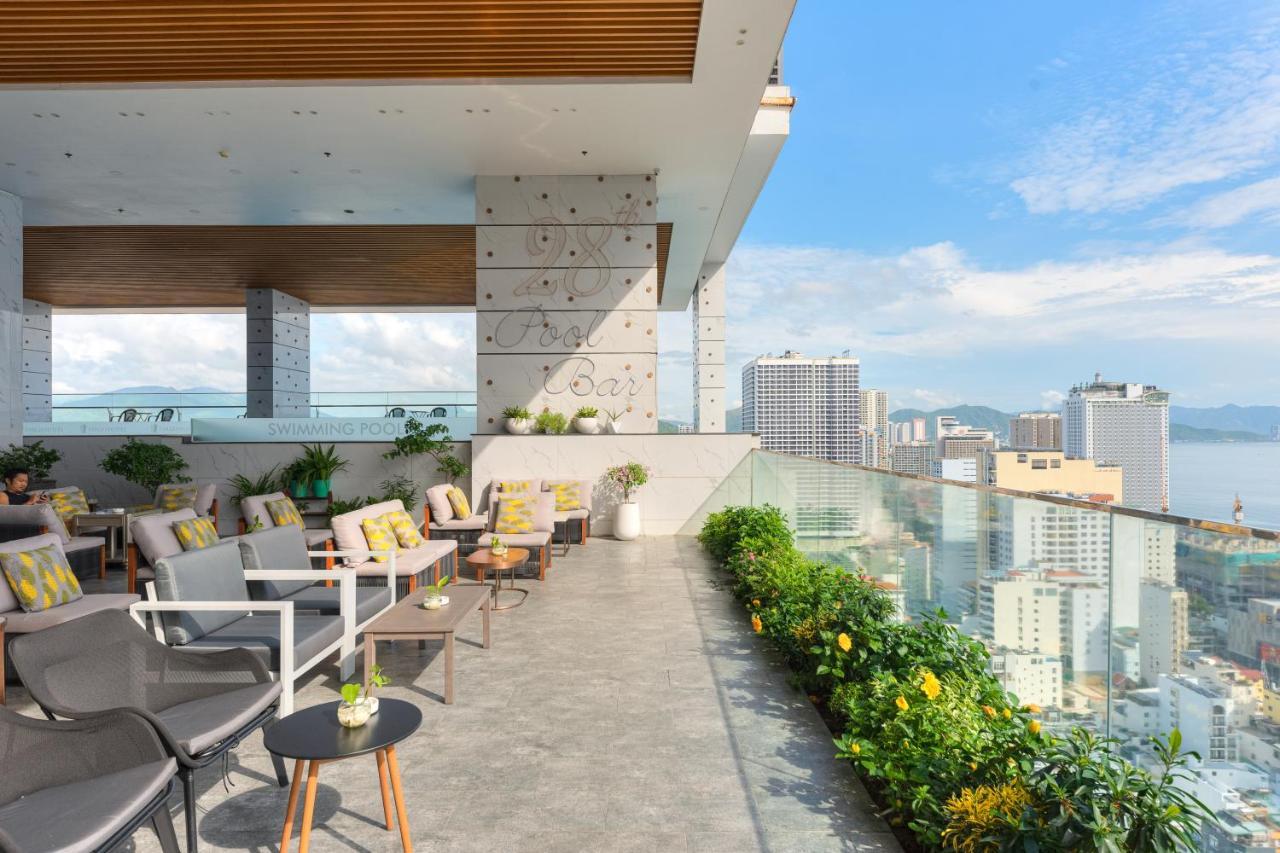 S Lux Apartment Virgo Nha Trang Exteriör bild