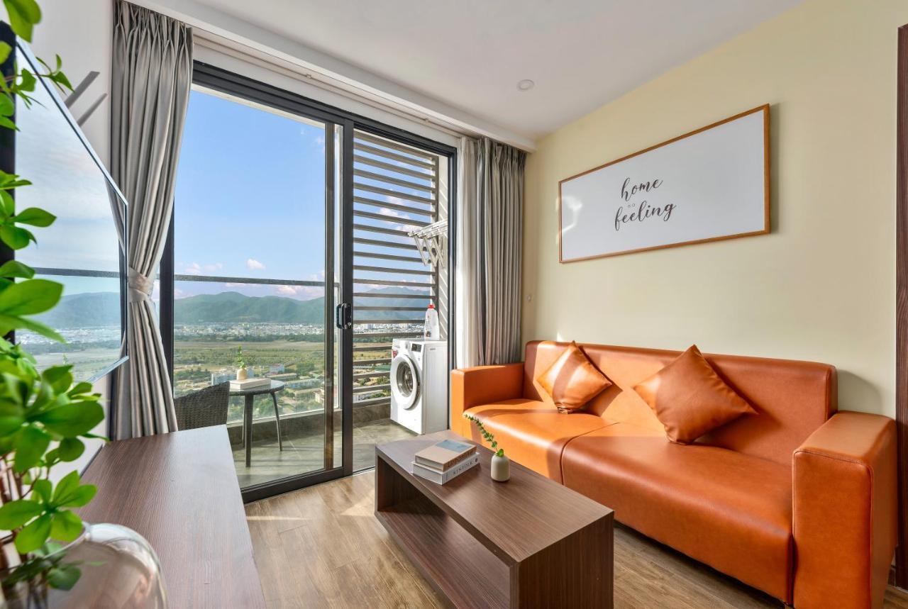 S Lux Apartment Virgo Nha Trang Exteriör bild